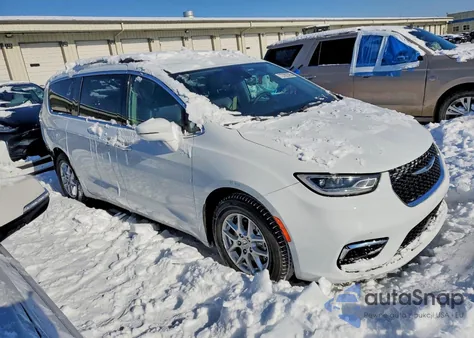 2022 Chrysler Pacifica Touring L from USA, damaged, VIN 2C4RC1BGXNR149737